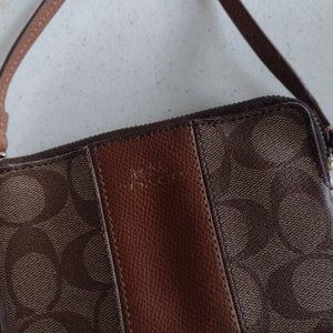 Coach Signature Cross-grain Leather Coin Purse